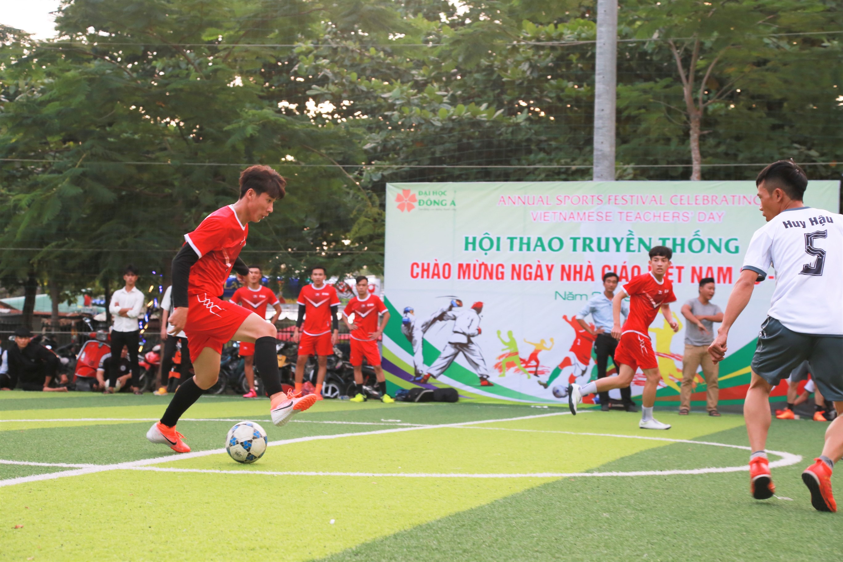 Chuỗi hoạt động chào mùa Hiến chương 2019