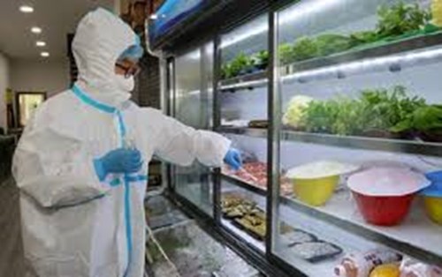 Tư vấn sức khỏe dành cho người chế biến thực phẩm đông lạnh phòng chống COVID-19