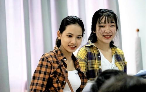 Khoảnh khắc nhập học của Tân sinh viên Đại học Đông Á